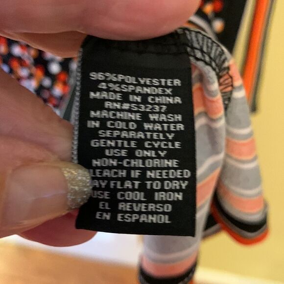 Mlle Gabrielle Large belted dress polkadot with strip at v-neck & around bottom - Picture 5 of 8